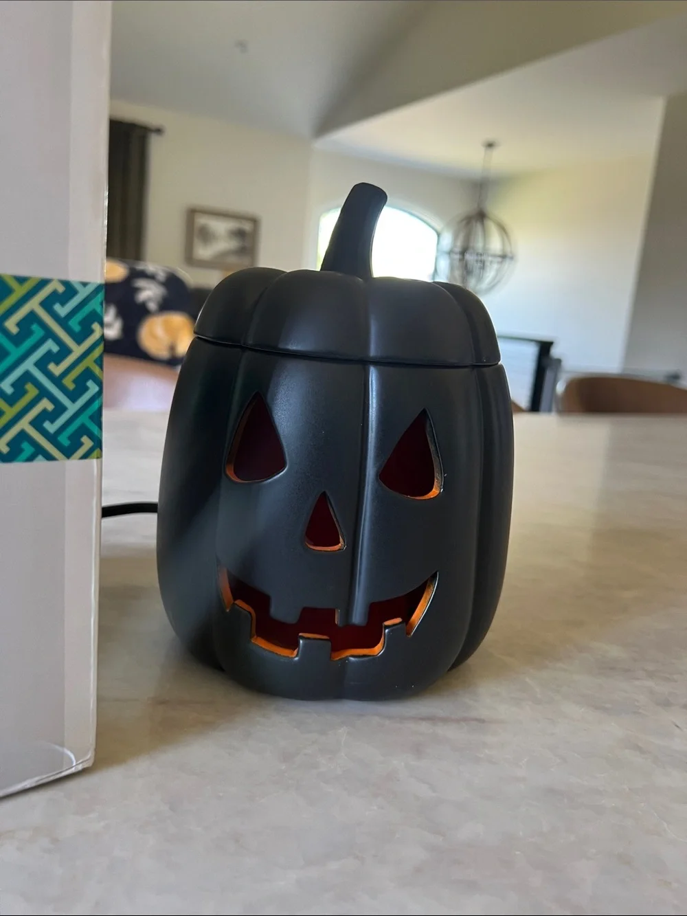Scentsy Black Jack Pumpkin Ceramic Warmer with Orange Glow
